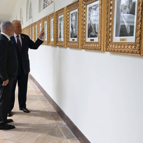 September 29, 2025, Washington, District Of Columbia, United States of America: U.S. President DONALD TRUMP hosts Israeli Prime Minister BENJAMIN NETANYAHU for at the White House for a meeting dealing with ending the Gaza War and bringing Israeli hostages home.