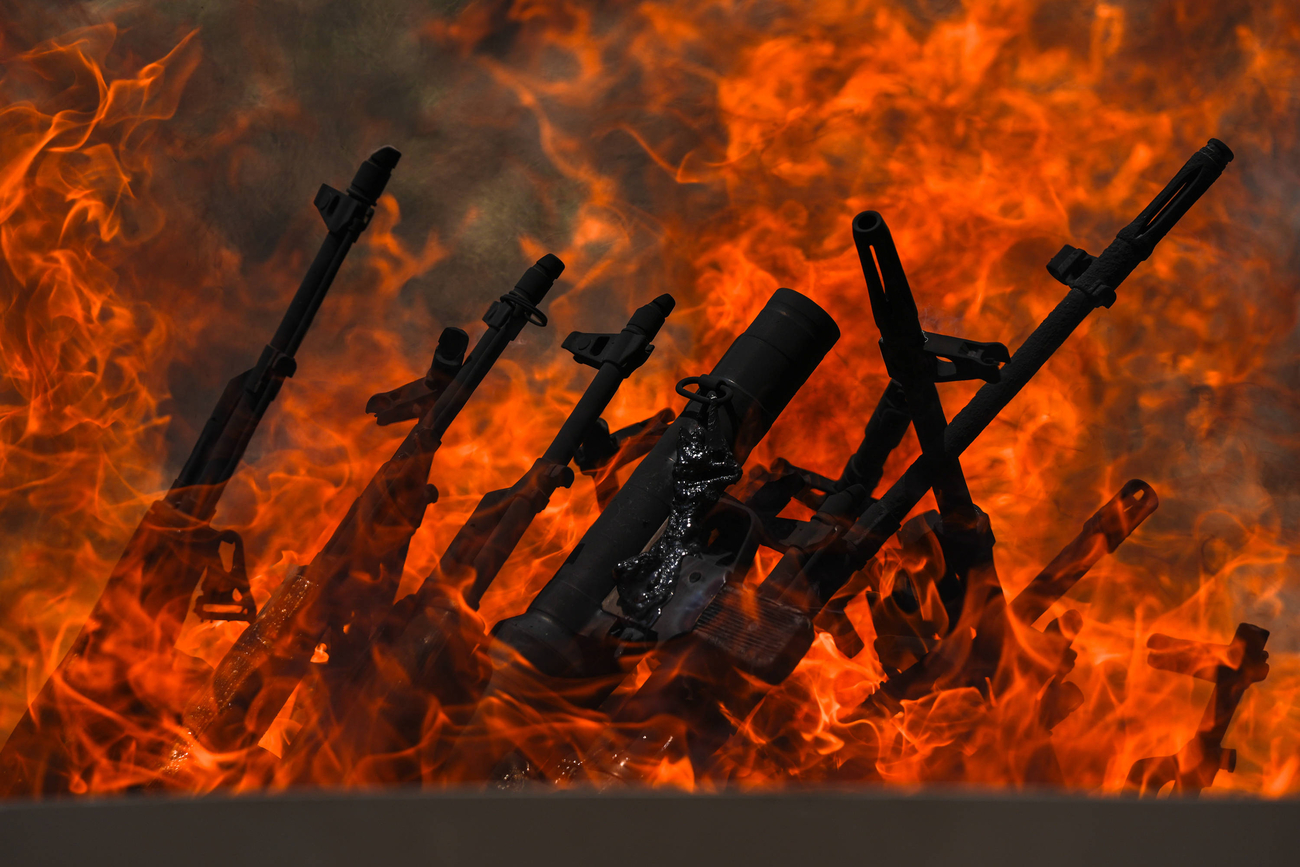 First group of PKK destroy weapons in northern Iraq SULAYMANIYAH, IRAQ - JULY 11: In May, the terror group PKK, (listed as a terrorist organization by Turkiye, the U.S. and the EU), decided to dissolve and lay down its arms. The announcement followed a February statement by jailed PKK ringleader Abdullah Ocalan, who called for the dissolution of the PKK and its affiliated groups, urging an end to the armed campaign that has lasted more than four decades. IMAGO / Anadolu Agency