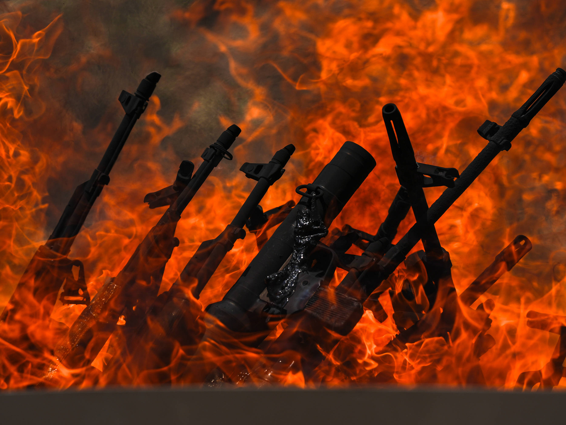 First group of PKK destroy weapons in northern Iraq SULAYMANIYAH, IRAQ - JULY 11: In May, the terror group PKK, (listed as a terrorist organization by Turkiye, the U.S. and the EU), decided to dissolve and lay down its arms. The announcement followed a February statement by jailed PKK ringleader Abdullah Ocalan, who called for the dissolution of the PKK and its affiliated groups, urging an end to the armed campaign that has lasted more than four decades. IMAGO / Anadolu Agency