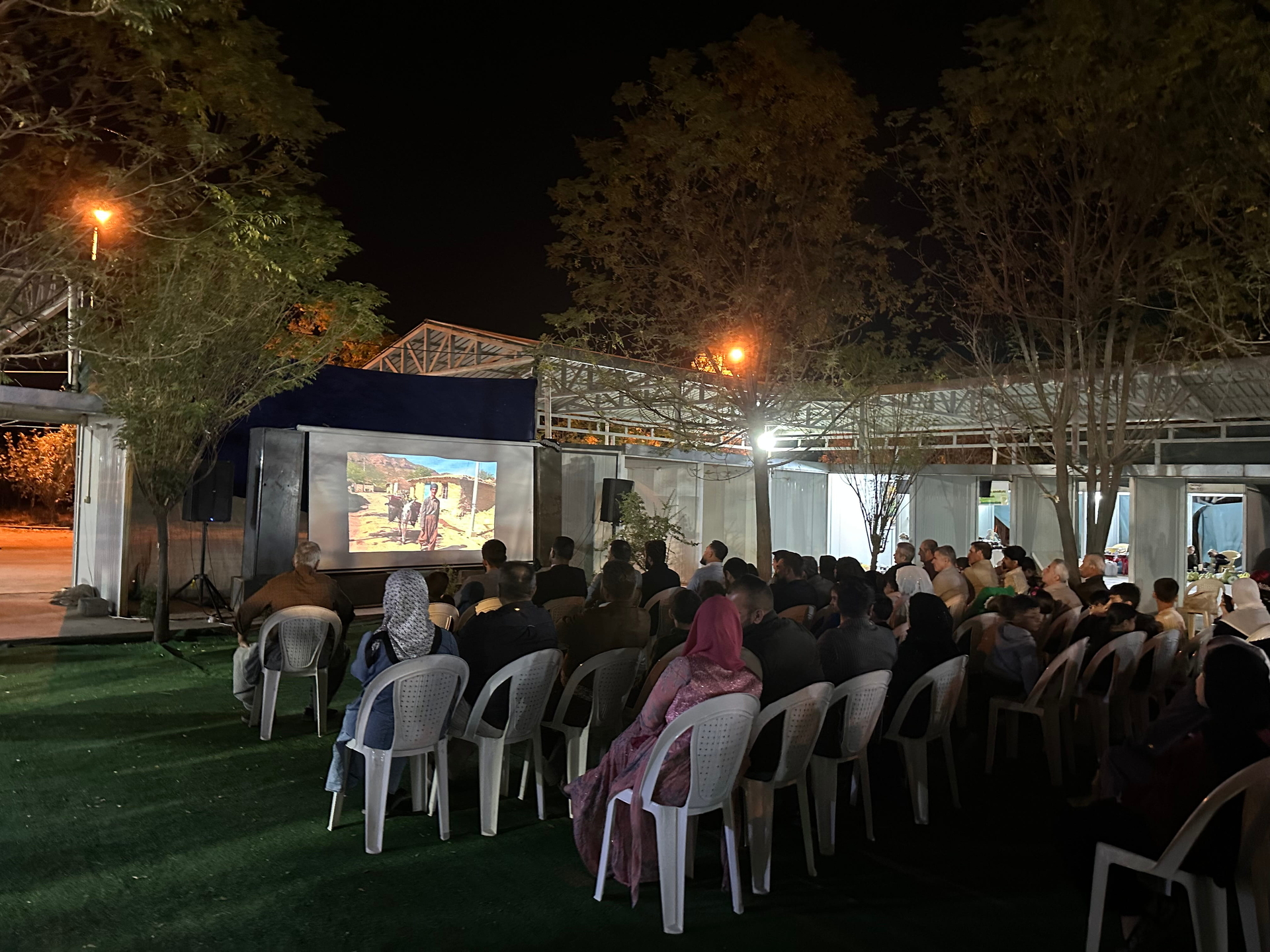 “Lay Your Tired Hands on a Full Stomach” at the weekly farmers’ market in Halabja